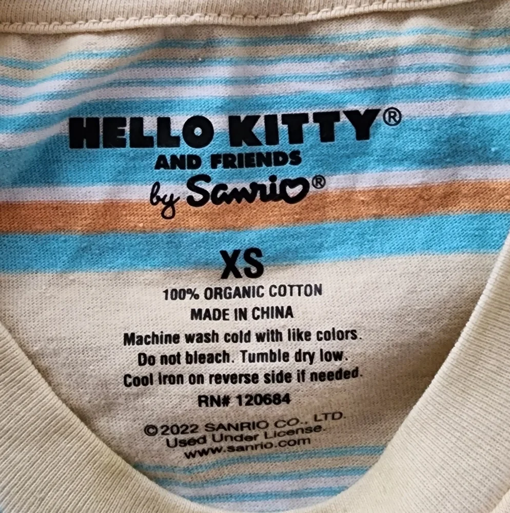 Hello Kitty & Friends Kawaii Mart Striped Tee XS BoxLunch 2022 Sanrio Cute‎